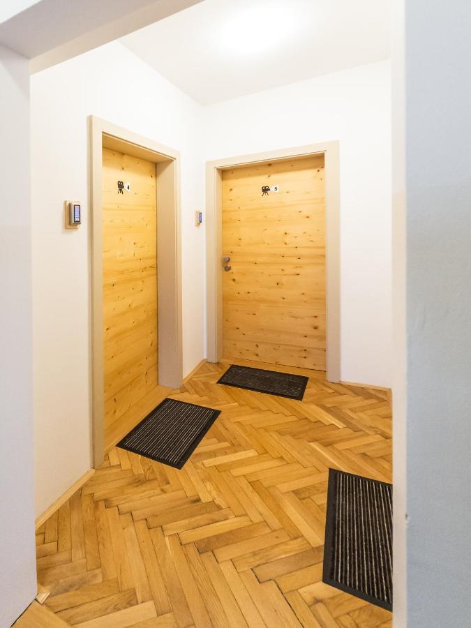 Apartmán Kamr'Ca Lublaň Exteriér fotografie