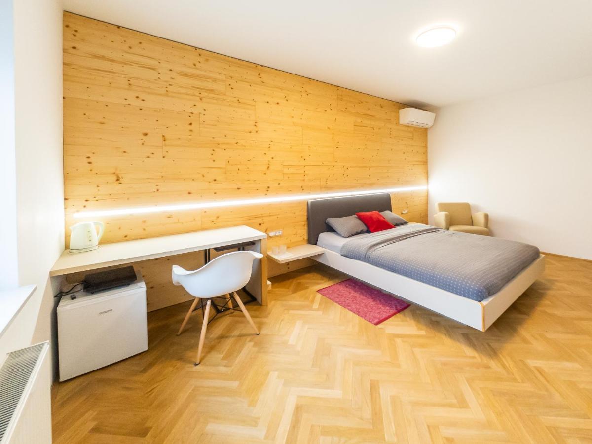 Apartmán Kamr'Ca Lublaň Exteriér fotografie