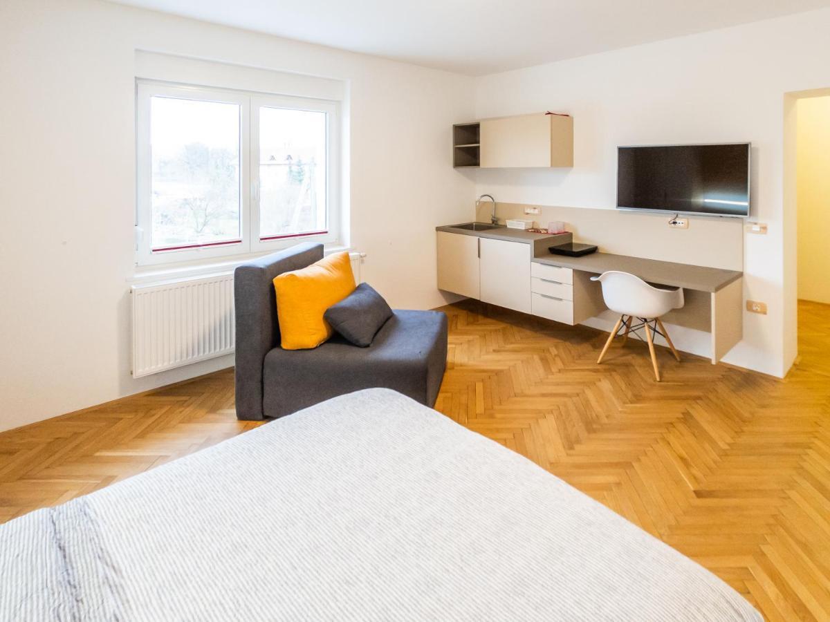 Apartmán Kamr'Ca Lublaň Exteriér fotografie